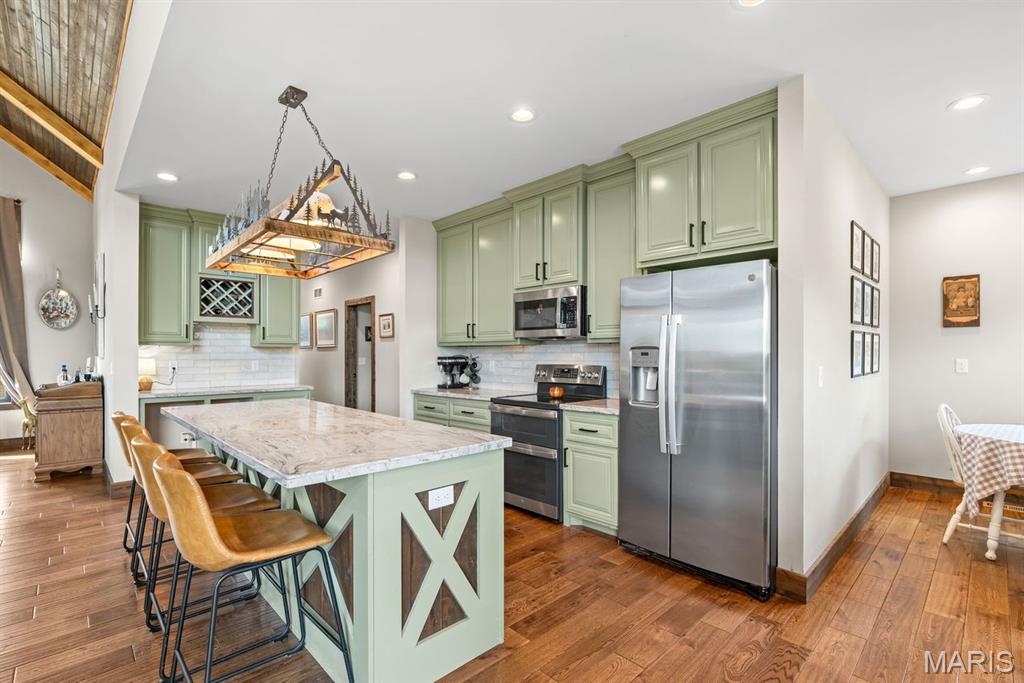 Washington, Missouri, 63090, United States, 5 Bedrooms Bedrooms, ,4 BathroomsBathrooms,Residential,Pending,2003552