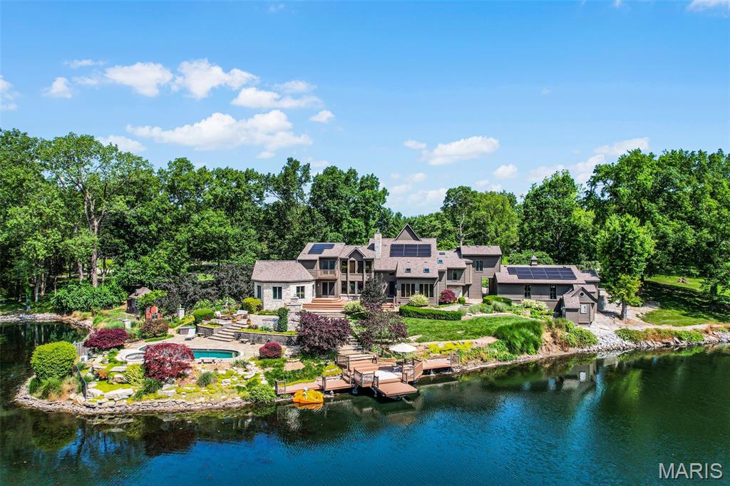 Glen Carbon, Illinois, 62034, United States, 3 Bedrooms Bedrooms, ,4 BathroomsBathrooms,Residential,Active,1960151