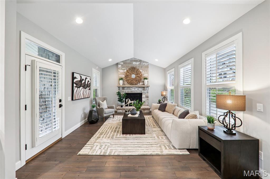 St Louis, Missouri, 63141, United States, 5 Bedrooms Bedrooms, ,5 BathroomsBathrooms,Residential,Active,1995294