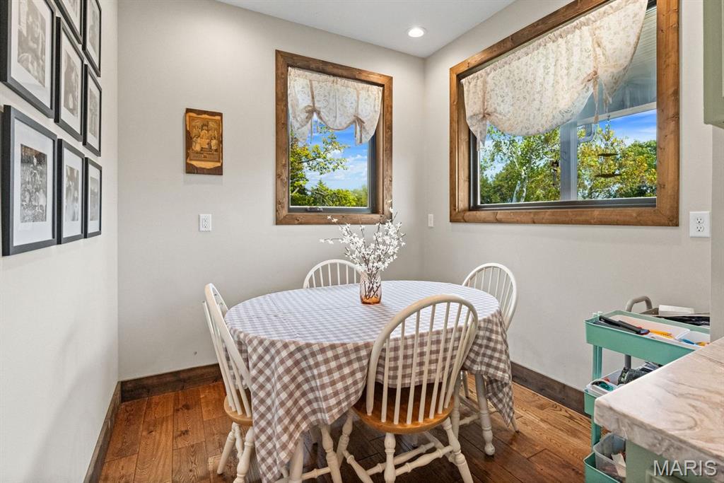 Washington, Missouri, 63090, United States, 5 Bedrooms Bedrooms, ,4 BathroomsBathrooms,Residential,Pending,2003552