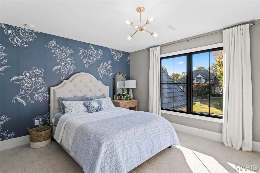 Edwardsville, Illinois, 62025, United States, 4 Bedrooms Bedrooms, ,4 BathroomsBathrooms,Residential,Active,1985874