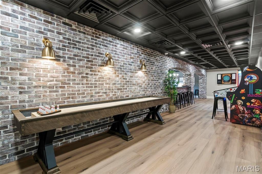 Edwardsville, Illinois, 62025, United States, 4 Bedrooms Bedrooms, ,4 BathroomsBathrooms,Residential,Active,1985874