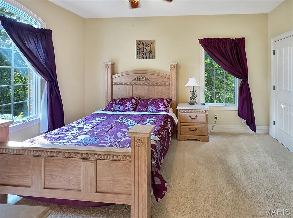 Washington, Missouri, 63090, United States, 4 Bedrooms Bedrooms, ,5 BathroomsBathrooms,Residential,Active,1922278