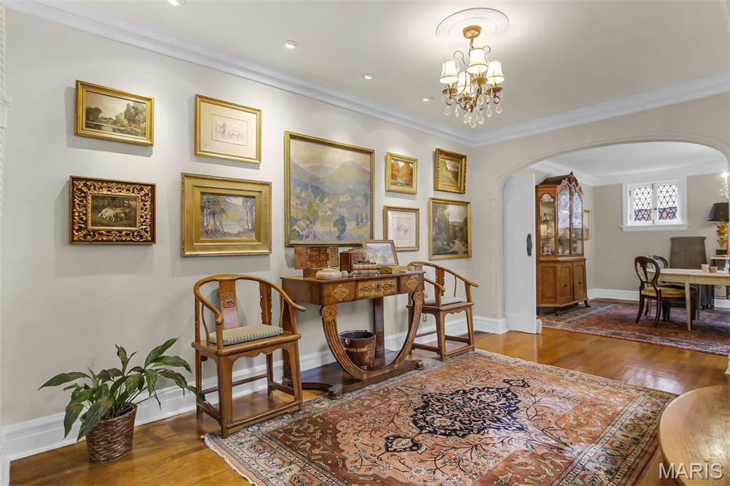 Clayton, Missouri, 63105, United States, 5 Bedrooms Bedrooms, ,5 BathroomsBathrooms,Residential,Active,1965855