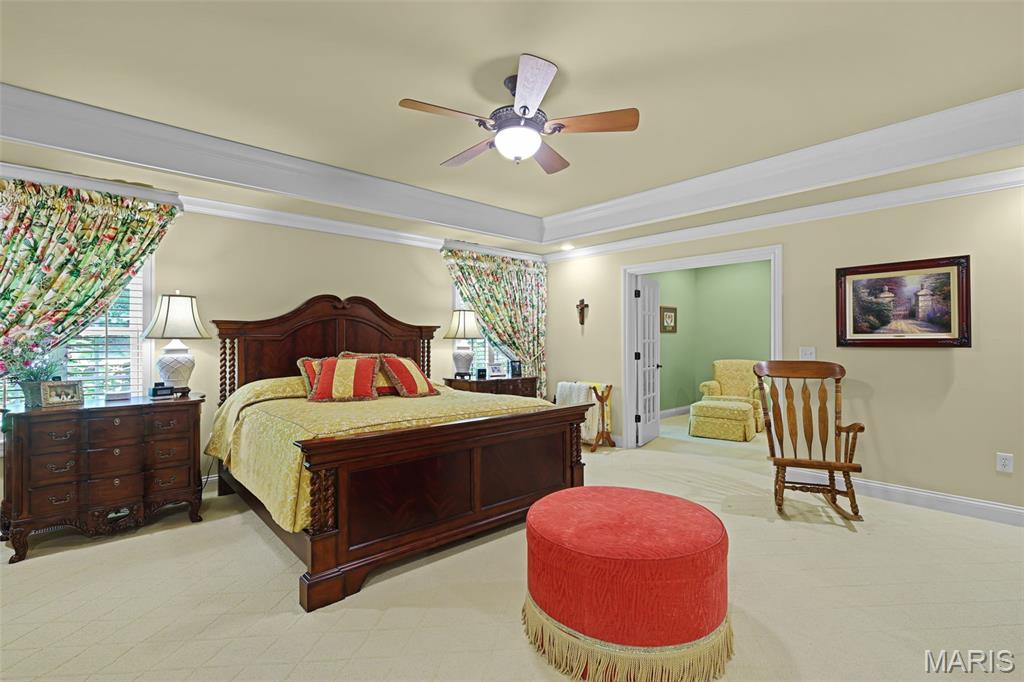 Edwardsville, Illinois, 62025, United States, 4 Bedrooms Bedrooms, ,6 BathroomsBathrooms,Residential,Active,1998604