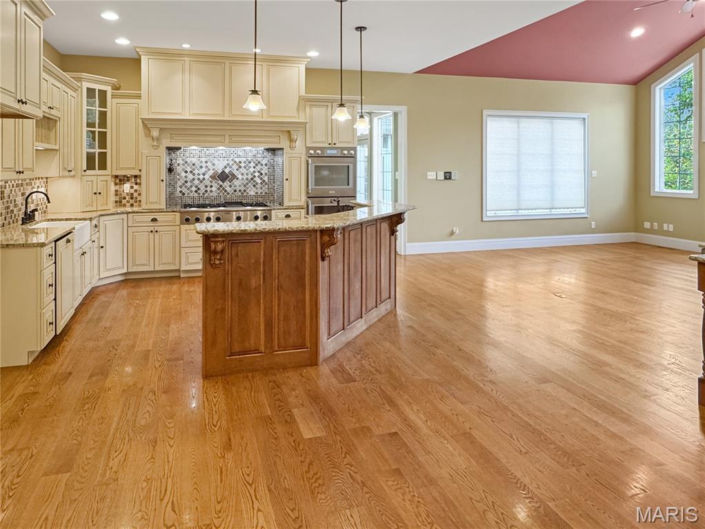 Washington, Missouri, 63090, United States, 4 Bedrooms Bedrooms, ,5 BathroomsBathrooms,Residential,Active,1922278