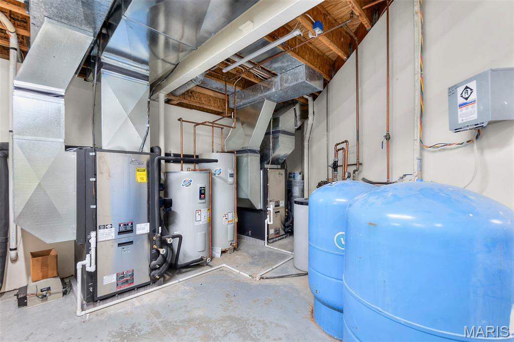 Perryville, Missouri, 63775, United States, ,6 BathroomsBathrooms,Residential,Active,1888518