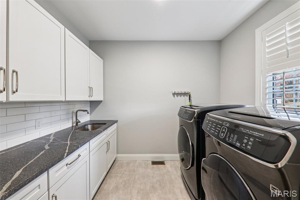 St Louis, Missouri, 63141, United States, 5 Bedrooms Bedrooms, ,5 BathroomsBathrooms,Residential,Active,1995294