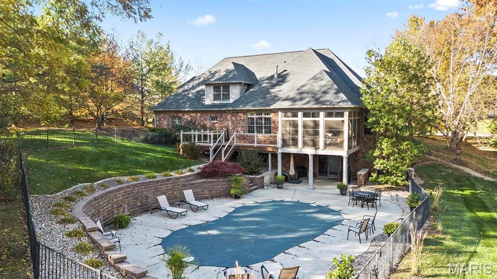 Edwardsville, Illinois, 62025, United States, 4 Bedrooms Bedrooms, ,6 BathroomsBathrooms,Residential,Active,1927653