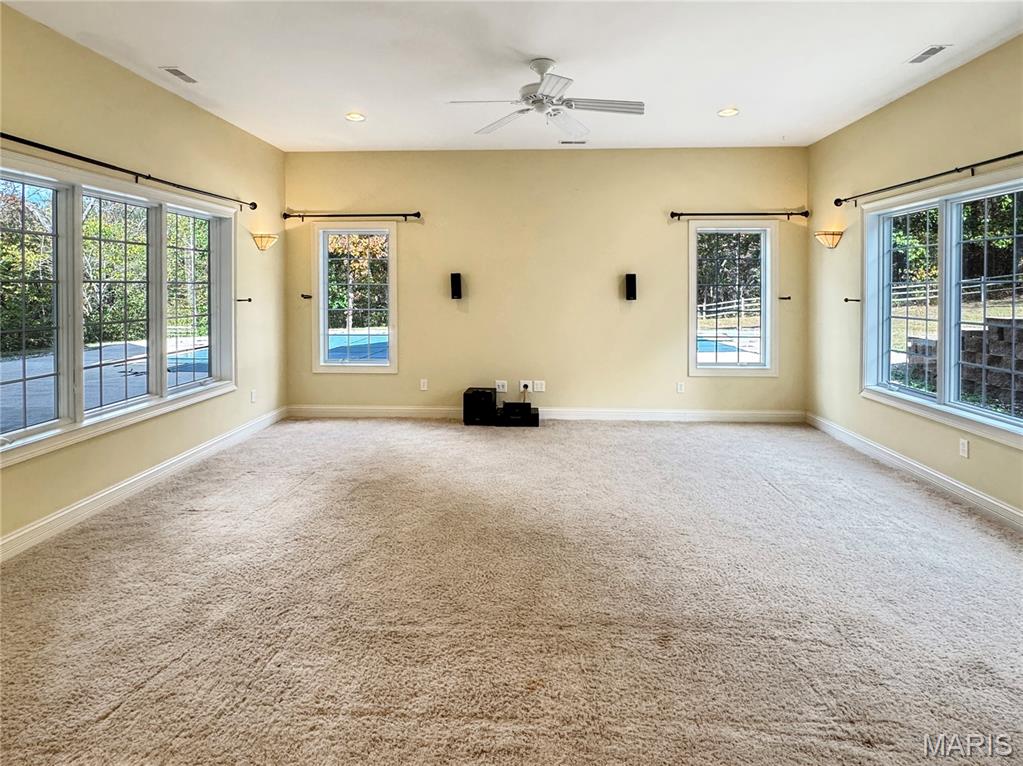 Washington, Missouri, 63090, United States, 4 Bedrooms Bedrooms, ,5 BathroomsBathrooms,Residential,Active,1922278