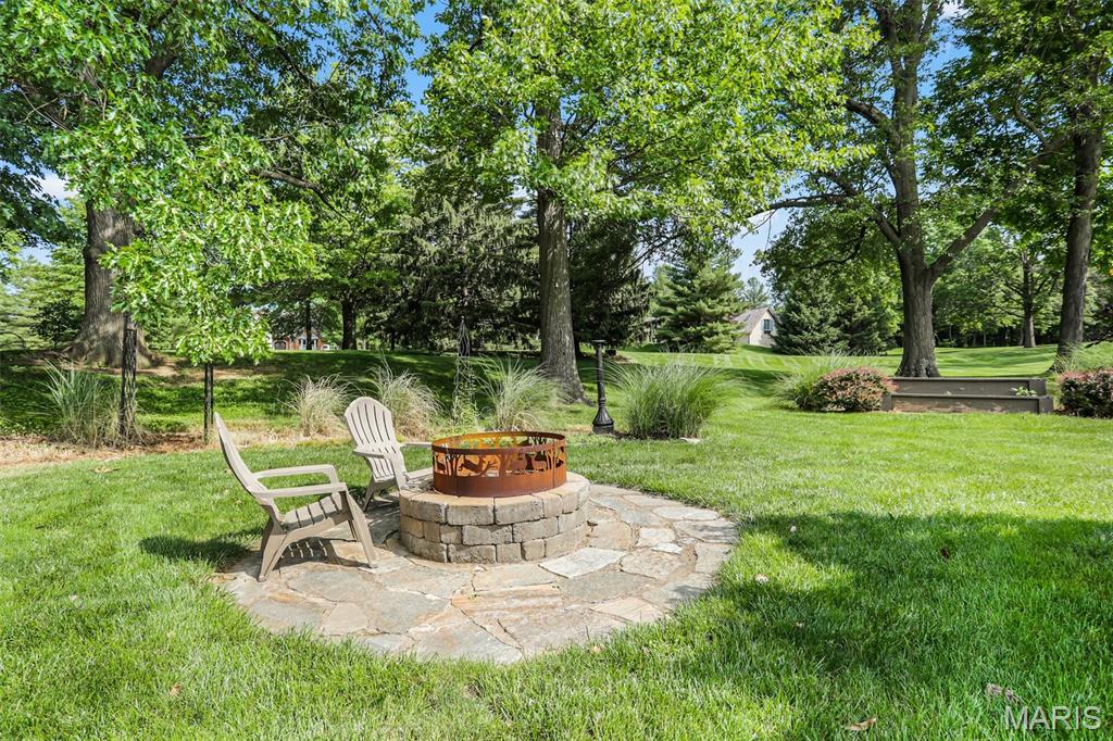 Glen Carbon, Illinois, 62034, United States, 3 Bedrooms Bedrooms, ,4 BathroomsBathrooms,Residential,Active,1960151