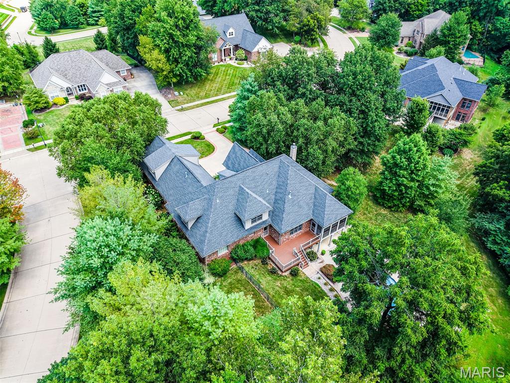 Edwardsville, Illinois, 62025, United States, 4 Bedrooms Bedrooms, ,6 BathroomsBathrooms,Residential,Active,1927653