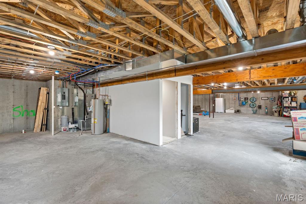 Washington, Missouri, 63090, United States, 5 Bedrooms Bedrooms, ,4 BathroomsBathrooms,Residential,Pending,2003552