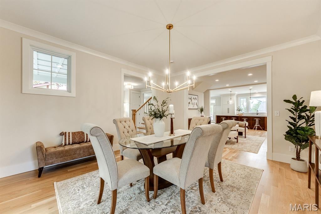 Webster Groves, Missouri, 63119, United States, 4 Bedrooms Bedrooms, ,4 BathroomsBathrooms,Residential,Active,1992552