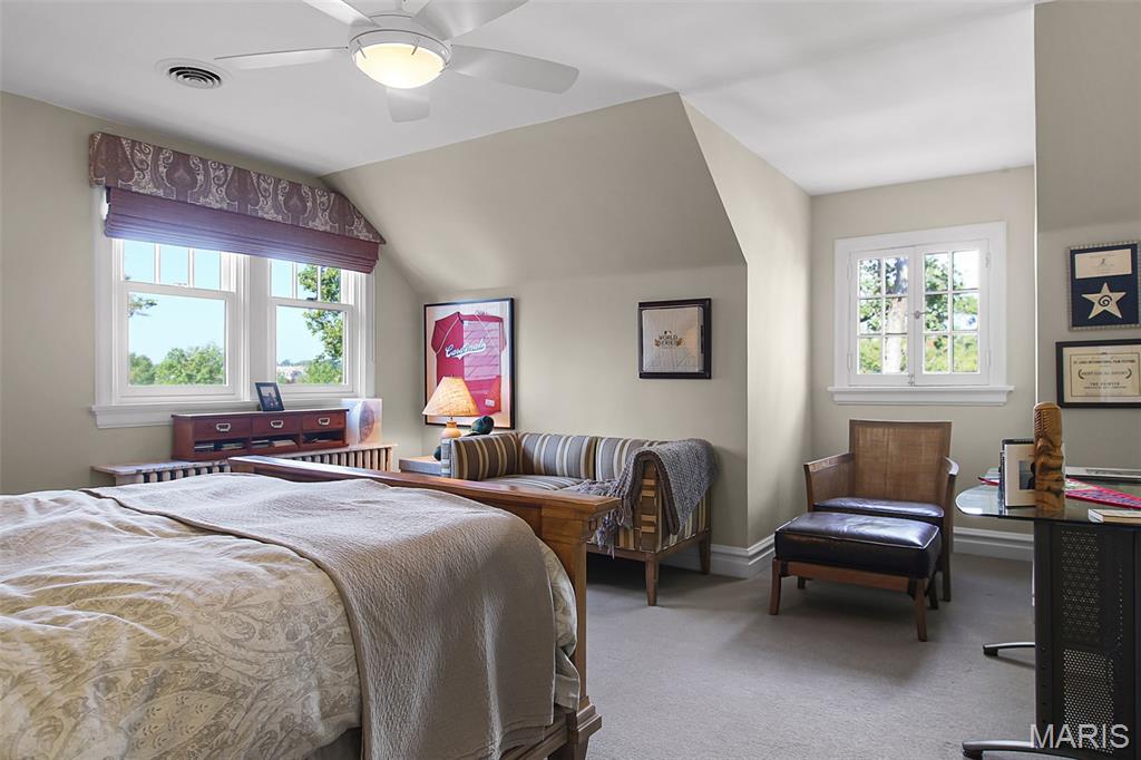 Clayton, Missouri, 63105, United States, 5 Bedrooms Bedrooms, ,5 BathroomsBathrooms,Residential,Active,1965855