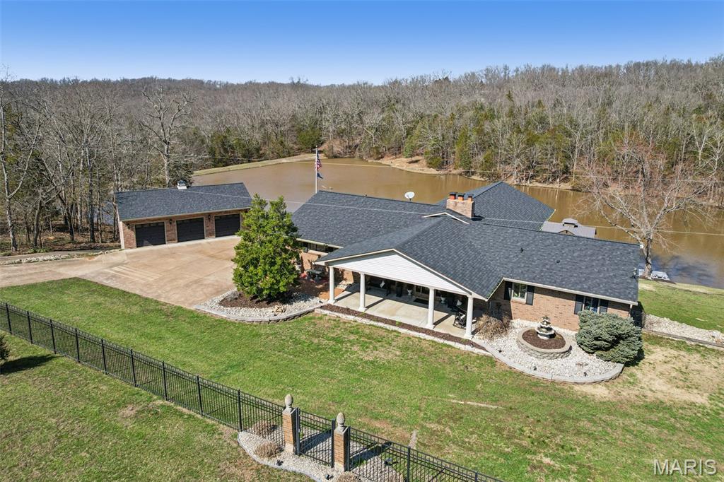 De Soto, Missouri, 63020, United States, 4 Bedrooms Bedrooms, ,4 BathroomsBathrooms,Residential,Active,2028776