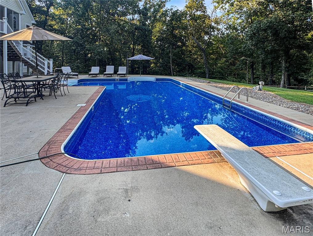 Washington, Missouri, 63090, United States, 4 Bedrooms Bedrooms, ,5 BathroomsBathrooms,Residential,Active,1922278