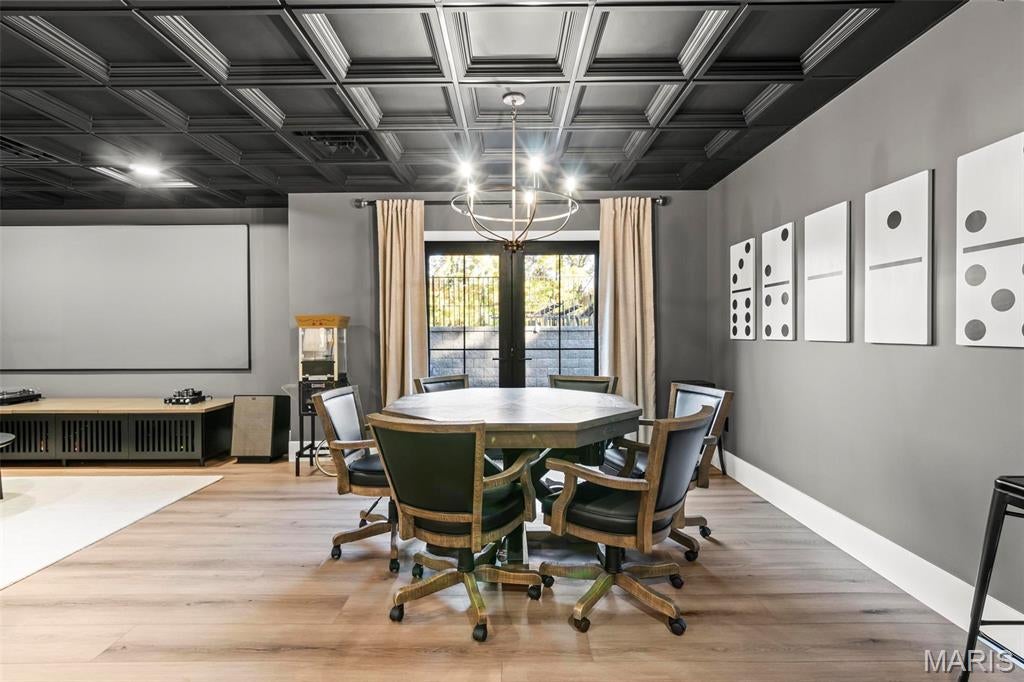 Edwardsville, Illinois, 62025, United States, 4 Bedrooms Bedrooms, ,4 BathroomsBathrooms,Residential,Active,1985874