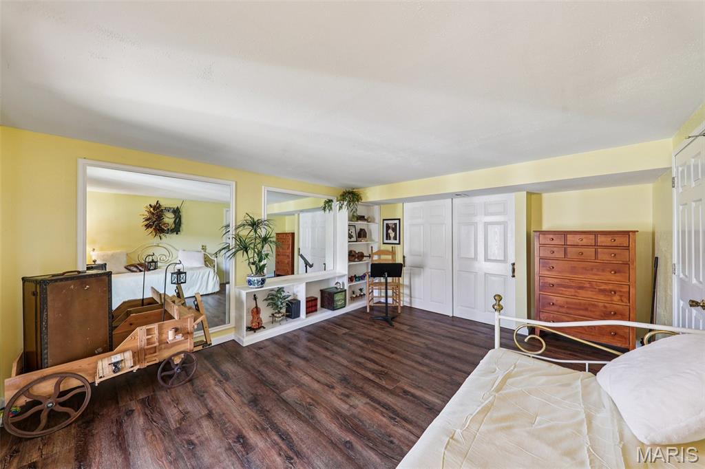 De Soto, Missouri, 63020, United States, 4 Bedrooms Bedrooms, ,4 BathroomsBathrooms,Residential,Active,2028776