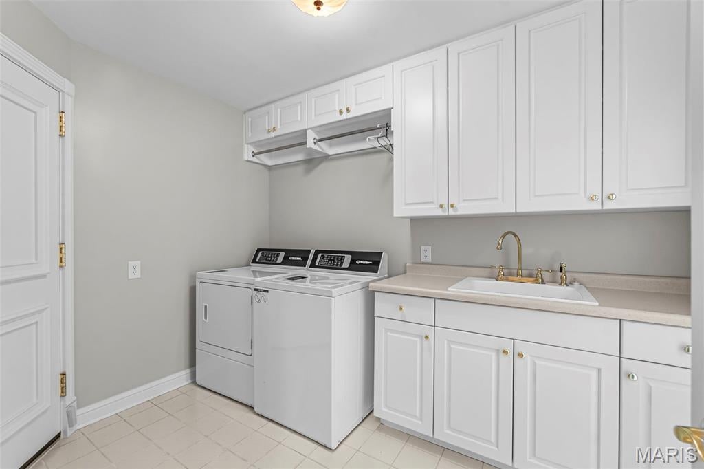 Perryville, Missouri, 63775, United States, ,6 BathroomsBathrooms,Residential,Active,1888518