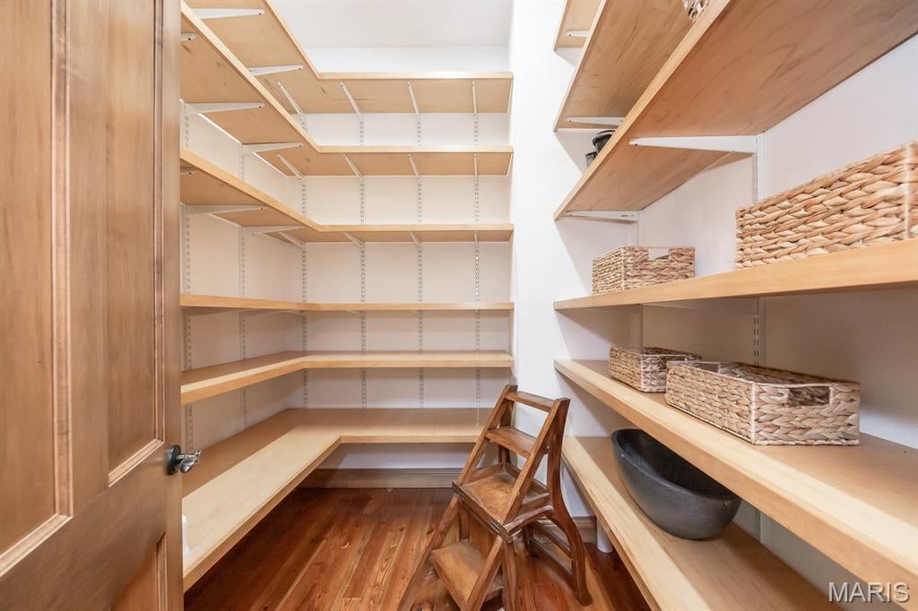 Shiloh, Illinois, 62221, United States, 6 Bedrooms Bedrooms, ,6 BathroomsBathrooms,Residential,Active,1902949