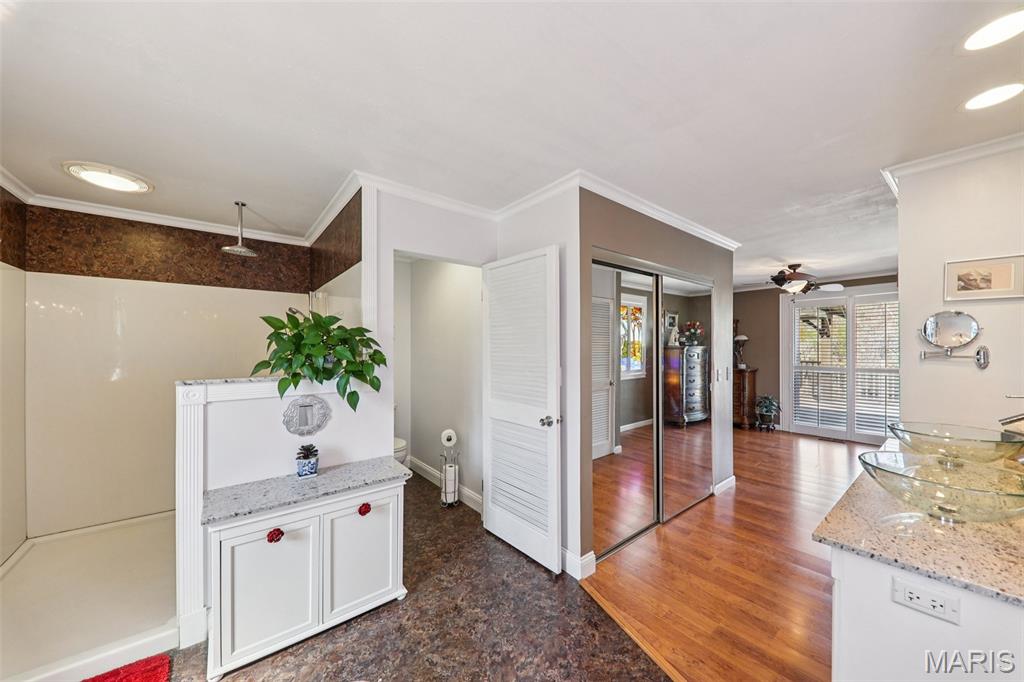 De Soto, Missouri, 63020, United States, 4 Bedrooms Bedrooms, ,4 BathroomsBathrooms,Residential,Active,2028776