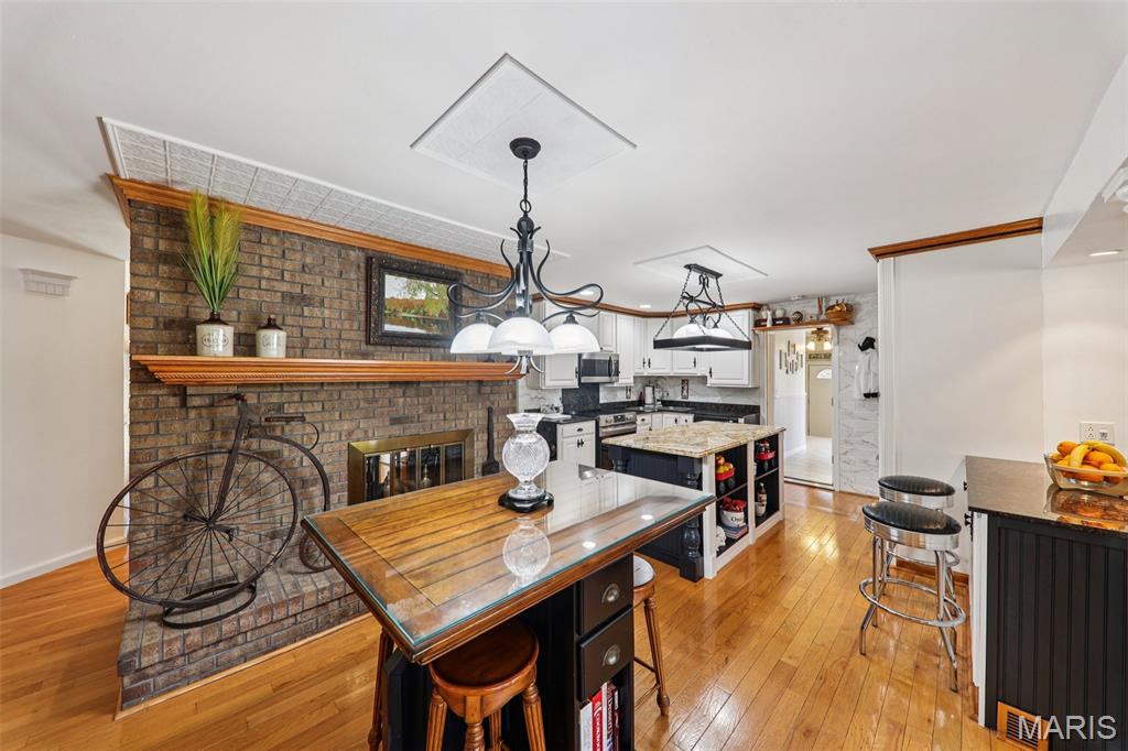 De Soto, Missouri, 63020, United States, 4 Bedrooms Bedrooms, ,4 BathroomsBathrooms,Residential,Active,2028776