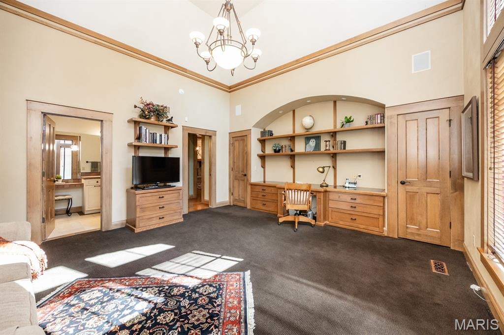 Shiloh, Illinois, 62221, United States, 6 Bedrooms Bedrooms, ,6 BathroomsBathrooms,Residential,Active,1902949