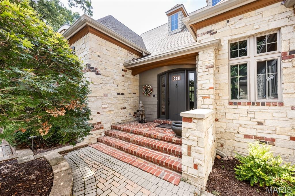 Shiloh, Illinois, 62221, United States, 6 Bedrooms Bedrooms, ,6 BathroomsBathrooms,Residential,Active,1902949
