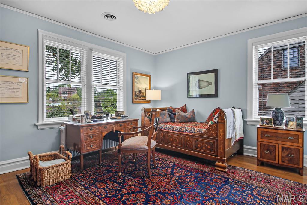 Clayton, Missouri, 63105, United States, 5 Bedrooms Bedrooms, ,5 BathroomsBathrooms,Residential,Active,1965855