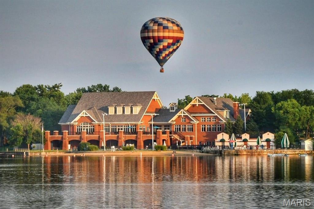 Lake St Louis, Missouri, 63367, United States, 4 Bedrooms Bedrooms, ,4 BathroomsBathrooms,Residential,Active,1905077