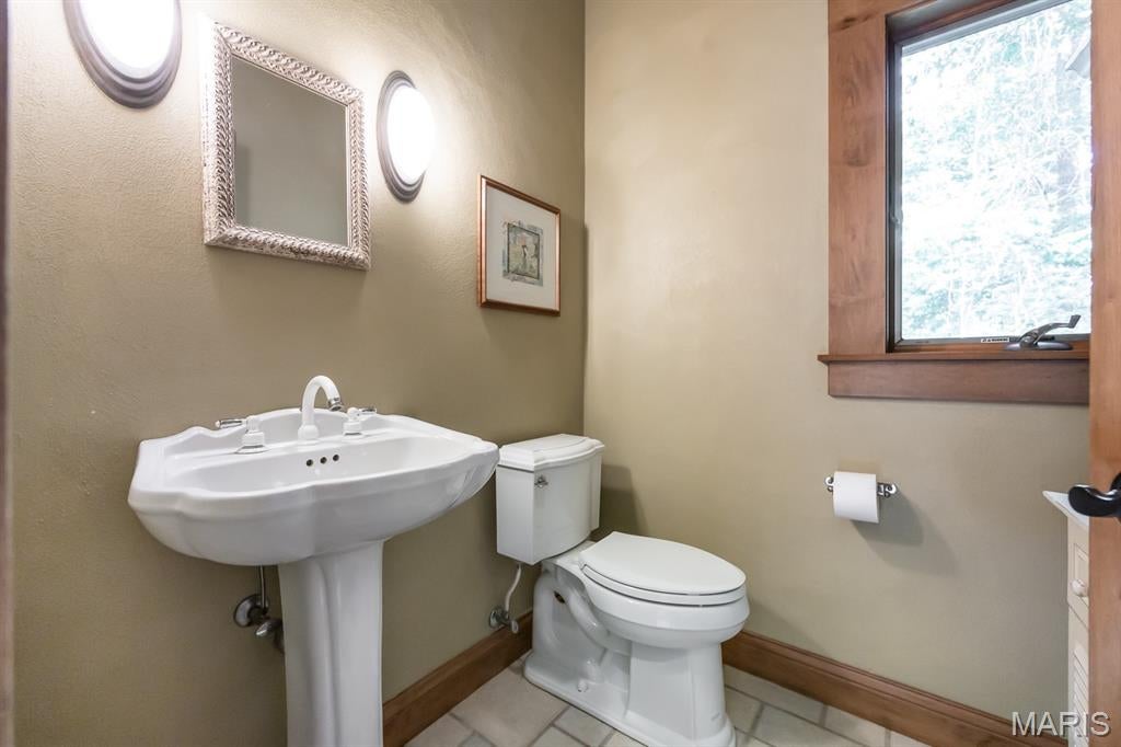 Shiloh, Illinois, 62221, United States, 6 Bedrooms Bedrooms, ,6 BathroomsBathrooms,Residential,Active,1902949