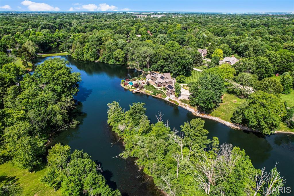 Glen Carbon, Illinois, 62034, United States, 3 Bedrooms Bedrooms, ,4 BathroomsBathrooms,Residential,Active,1960151