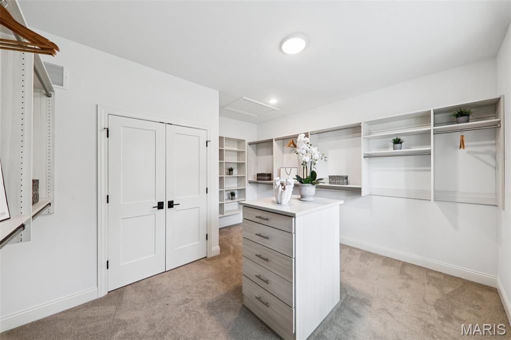 St Louis, Missouri, 63141, United States, 5 Bedrooms Bedrooms, ,5 BathroomsBathrooms,Residential,Active,1995294