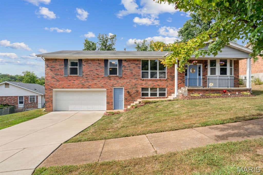 4449 PINYON JAY CT, SAINT LOUIS, MO 63128 RE/MAX