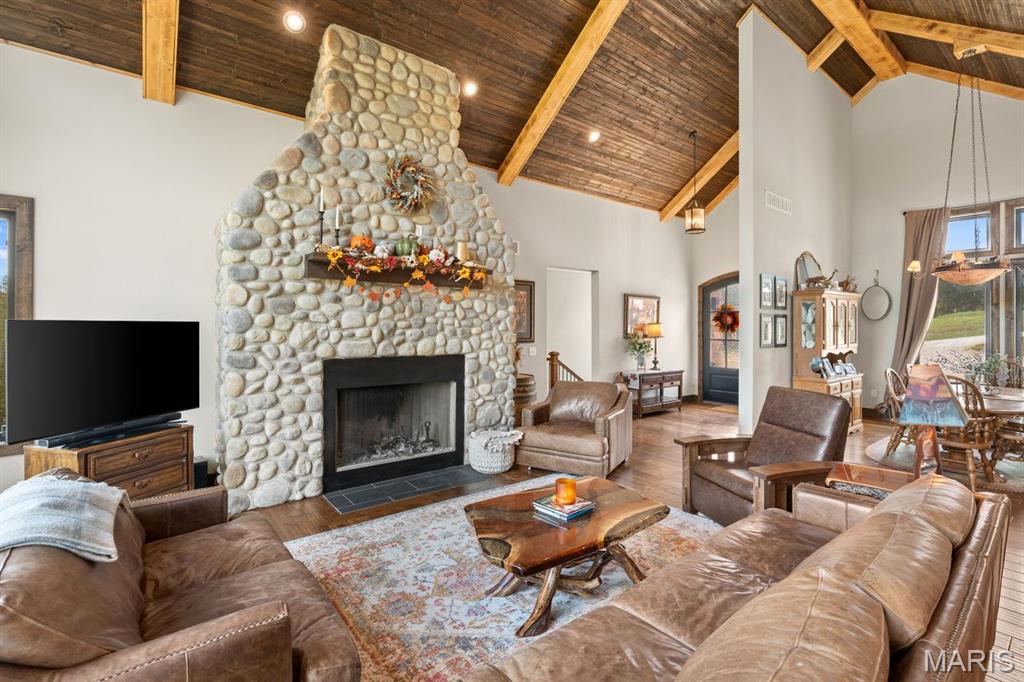 Washington, Missouri, 63090, United States, 5 Bedrooms Bedrooms, ,4 BathroomsBathrooms,Residential,Pending,2003552