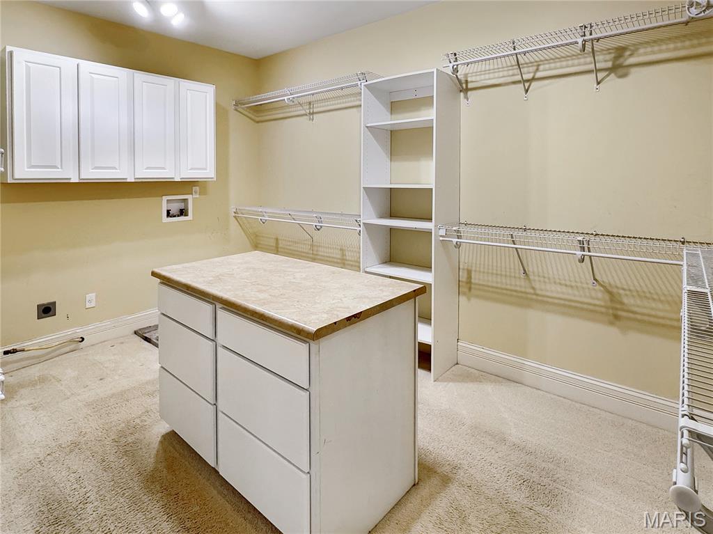 Washington, Missouri, 63090, United States, 4 Bedrooms Bedrooms, ,5 BathroomsBathrooms,Residential,Active,1922278