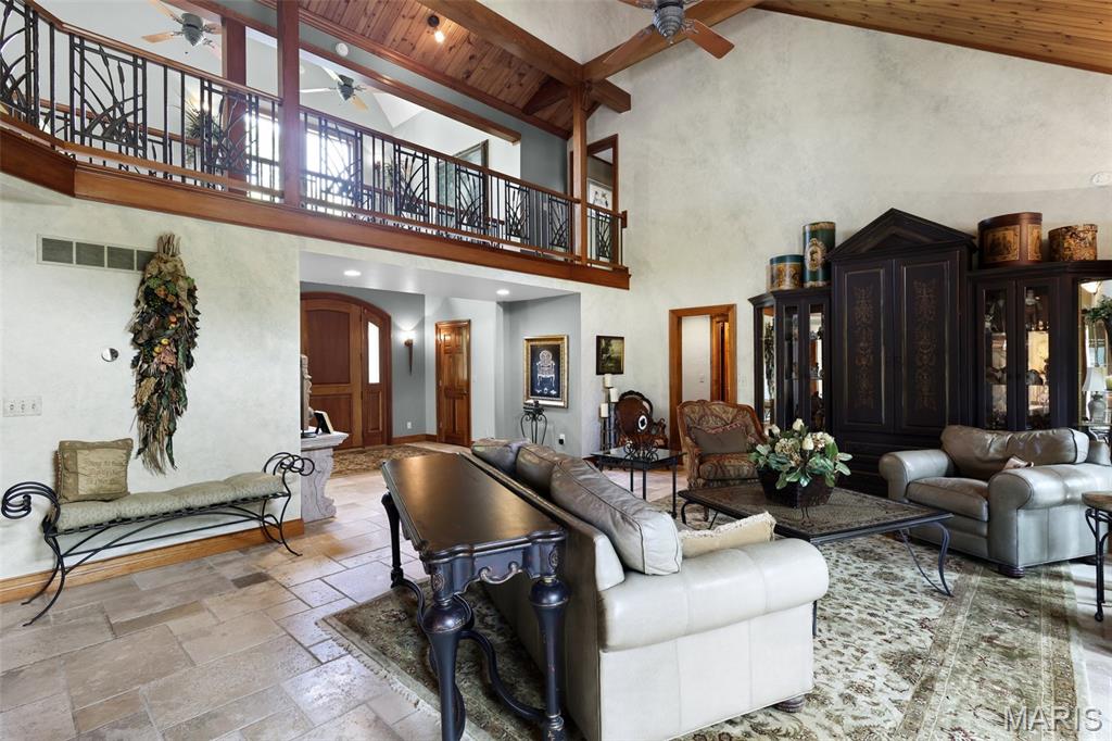 Glen Carbon, Illinois, 62034, United States, 3 Bedrooms Bedrooms, ,4 BathroomsBathrooms,Residential,Active,1960151