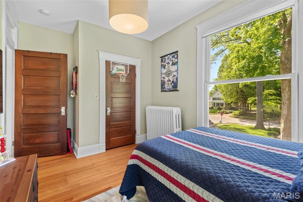 Edwardsville, Illinois, 62025, United States, 6 Bedrooms Bedrooms, ,5 BathroomsBathrooms,Residential,Active,1824912