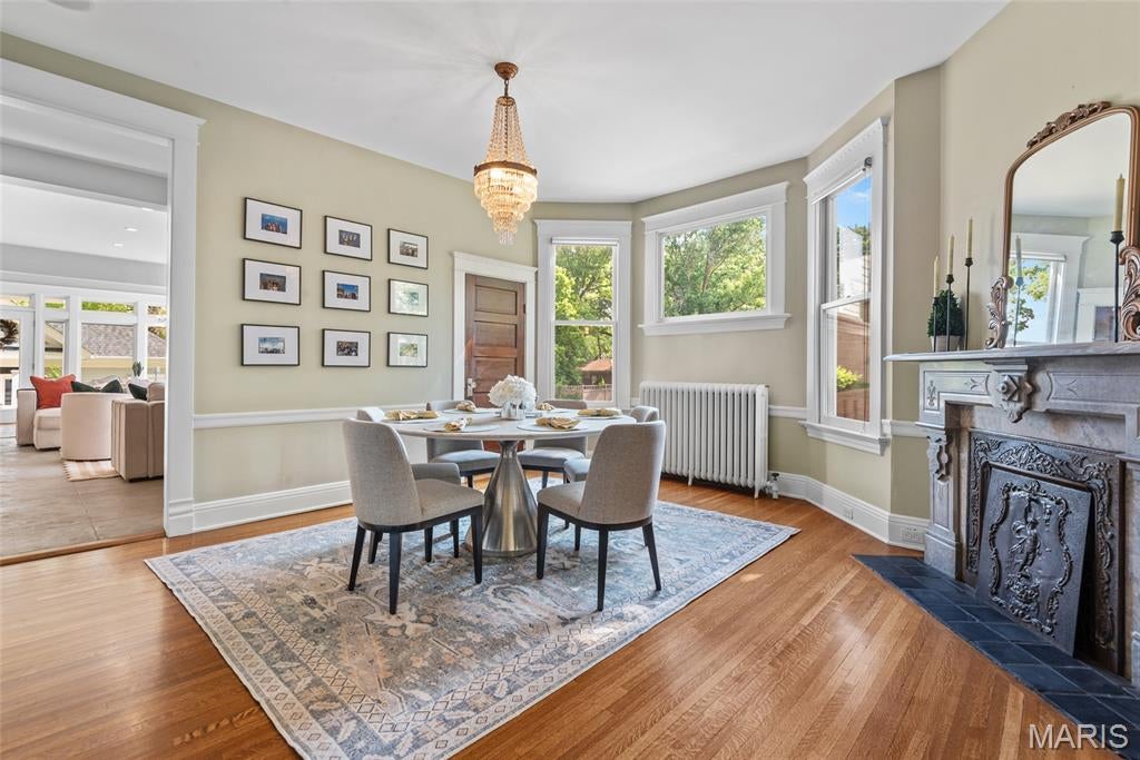 Edwardsville, Illinois, 62025, United States, 6 Bedrooms Bedrooms, ,5 BathroomsBathrooms,Residential,Active,1824912