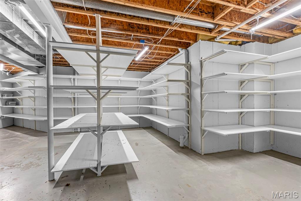 Perryville, Missouri, 63775, United States, ,6 BathroomsBathrooms,Residential,Active,1888518