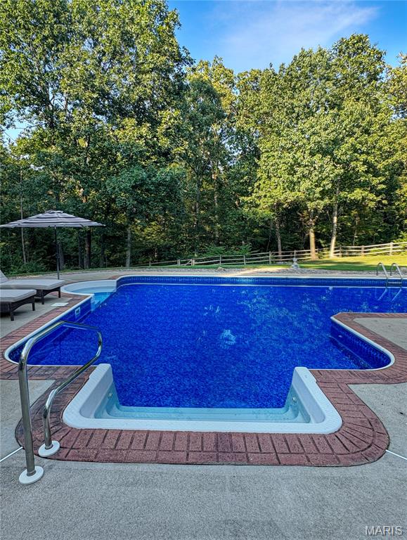 Washington, Missouri, 63090, United States, 4 Bedrooms Bedrooms, ,5 BathroomsBathrooms,Residential,Active,1922278