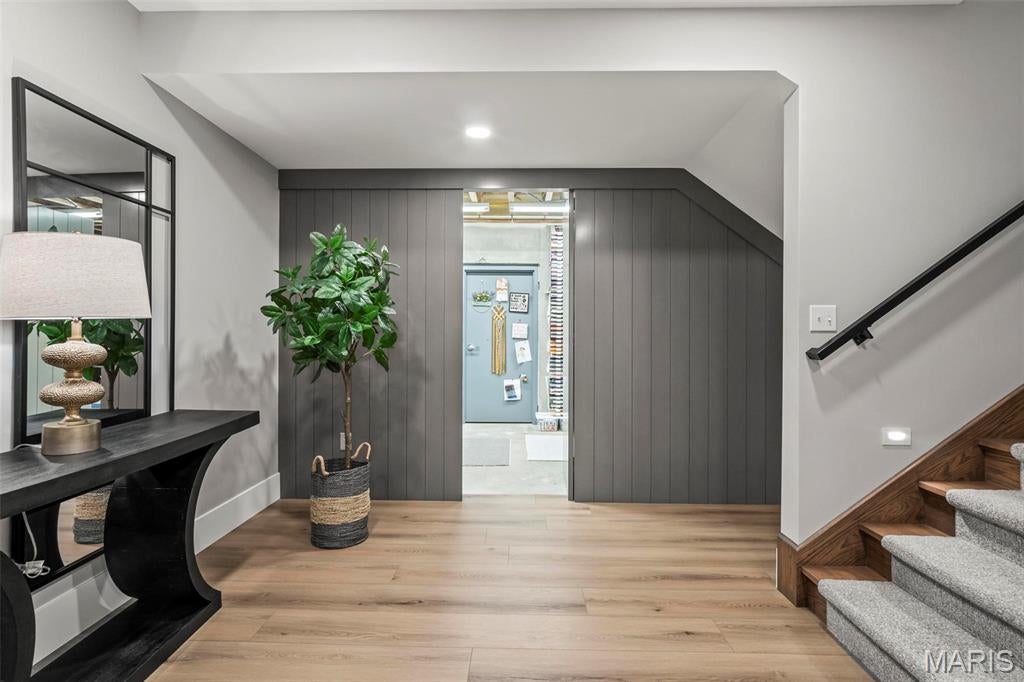 Edwardsville, Illinois, 62025, United States, 4 Bedrooms Bedrooms, ,4 BathroomsBathrooms,Residential,Active,1985874