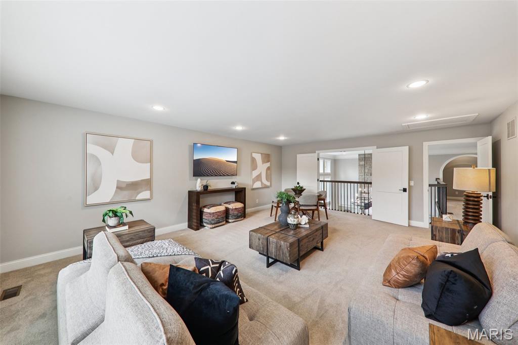 St Louis, Missouri, 63141, United States, 5 Bedrooms Bedrooms, ,5 BathroomsBathrooms,Residential,Active,1995294