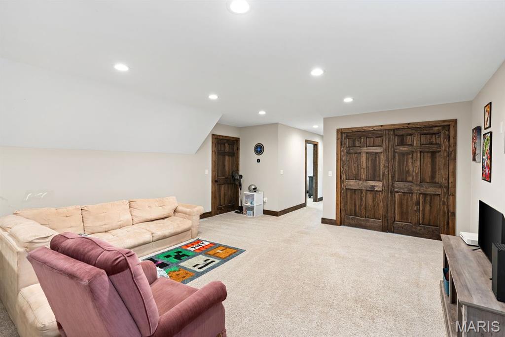 Washington, Missouri, 63090, United States, 5 Bedrooms Bedrooms, ,4 BathroomsBathrooms,Residential,Pending,2003552