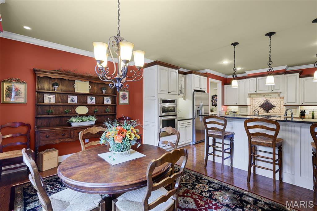 Edwardsville, Illinois, 62025, United States, 4 Bedrooms Bedrooms, ,6 BathroomsBathrooms,Residential,Active,1927653