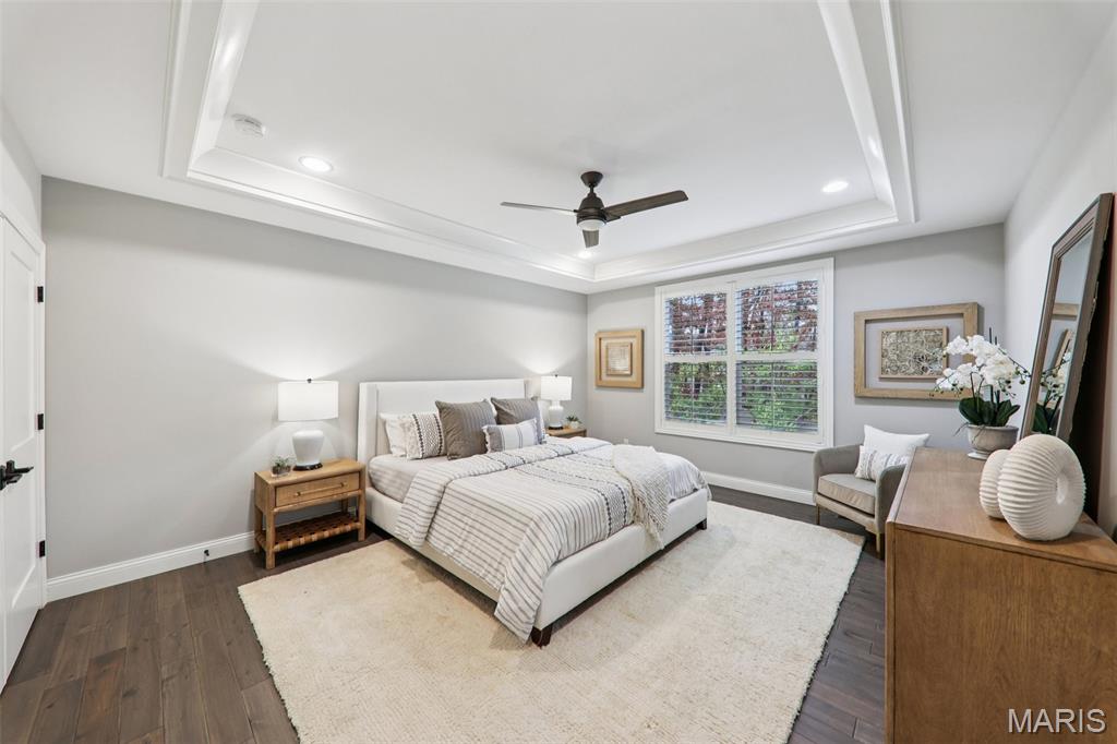 St Louis, Missouri, 63141, United States, 5 Bedrooms Bedrooms, ,5 BathroomsBathrooms,Residential,Active,1995294