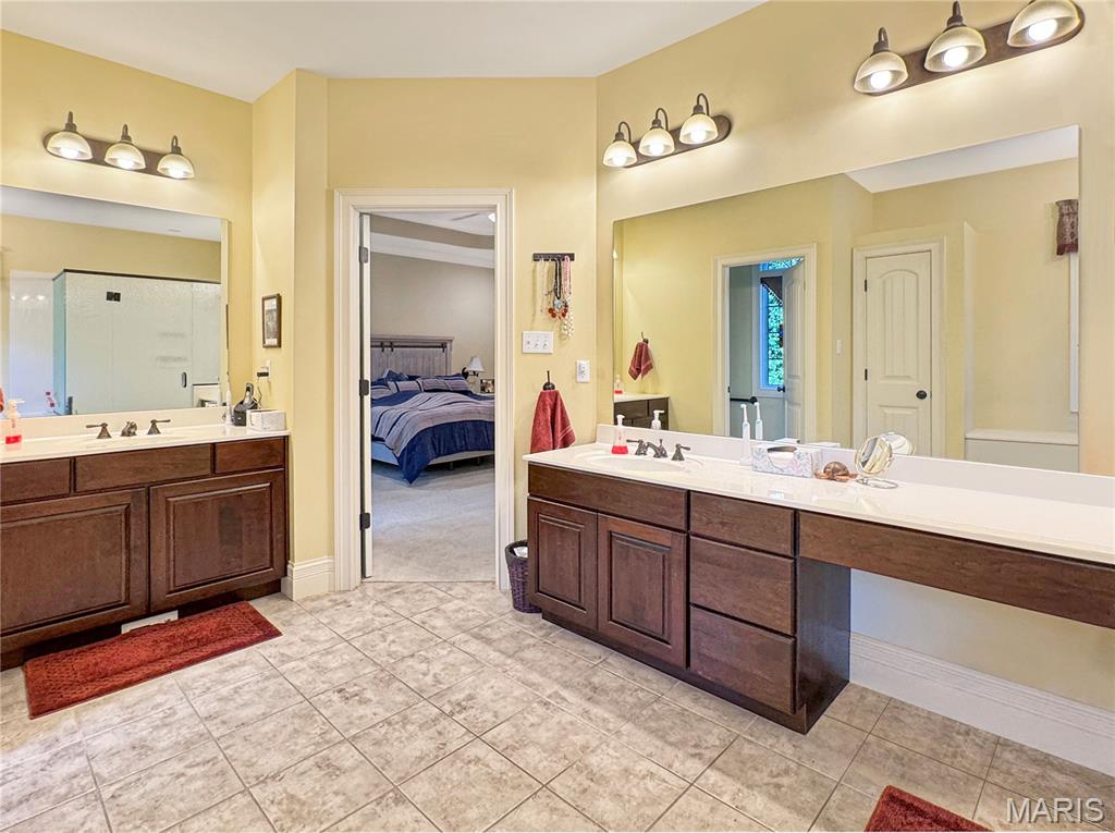 Washington, Missouri, 63090, United States, 4 Bedrooms Bedrooms, ,5 BathroomsBathrooms,Residential,Active,1922278