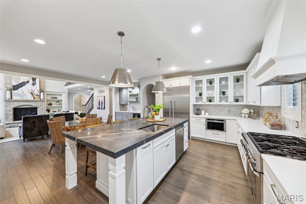 St Louis, Missouri, 63141, United States, 5 Bedrooms Bedrooms, ,5 BathroomsBathrooms,Residential,Active,1995294