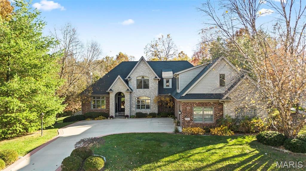 Edwardsville, Illinois, 62025, United States, 4 Bedrooms Bedrooms, ,6 BathroomsBathrooms,Residential,Active,1998604